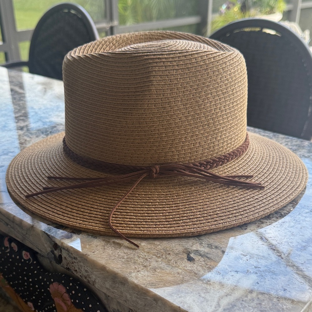 Stylish Tan Sun Hat with Brown Band